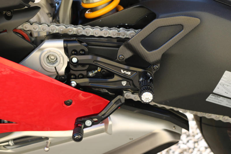 Adjustable rear sets RPS Ducati Panigale V4 - Carbon