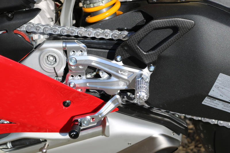 Adjustable rear sets RPS Ducati Panigale V4 - Carbon