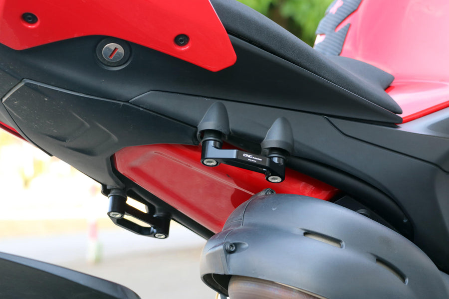 Rear footrest blanking plates Ducati Panigale V4 / Streetfighter V4