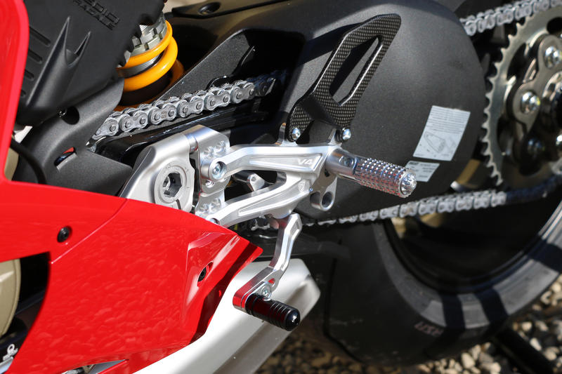 Heel guard kit for our rearsets Ducati Panigale V4 - carbon matt